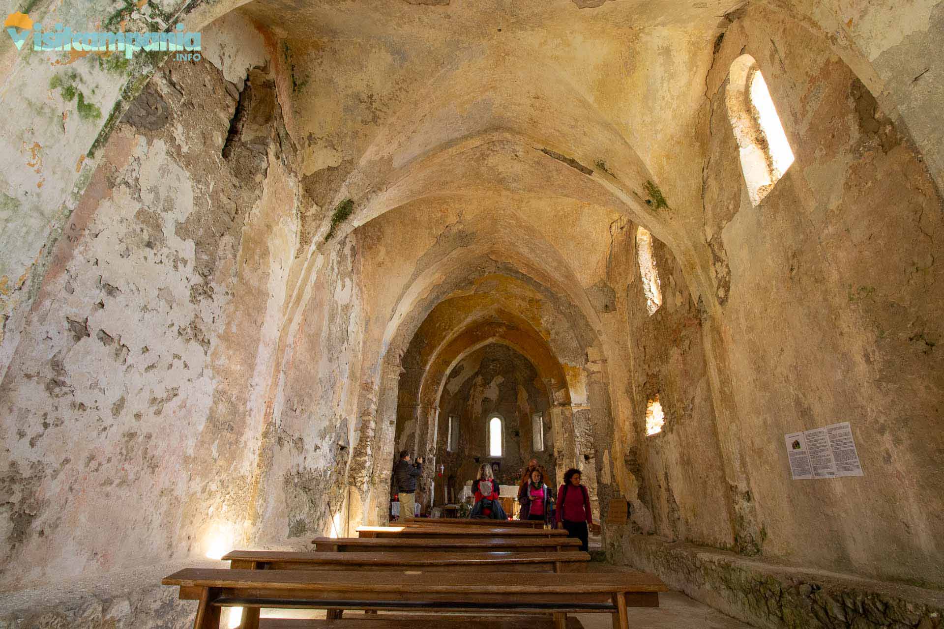 Mondragone - monastero di Sant'Anna de Aquis Vivis