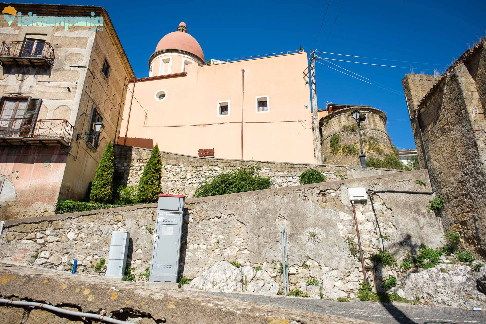 Valle di Maddaloni, Blick auf das historische Zentrum