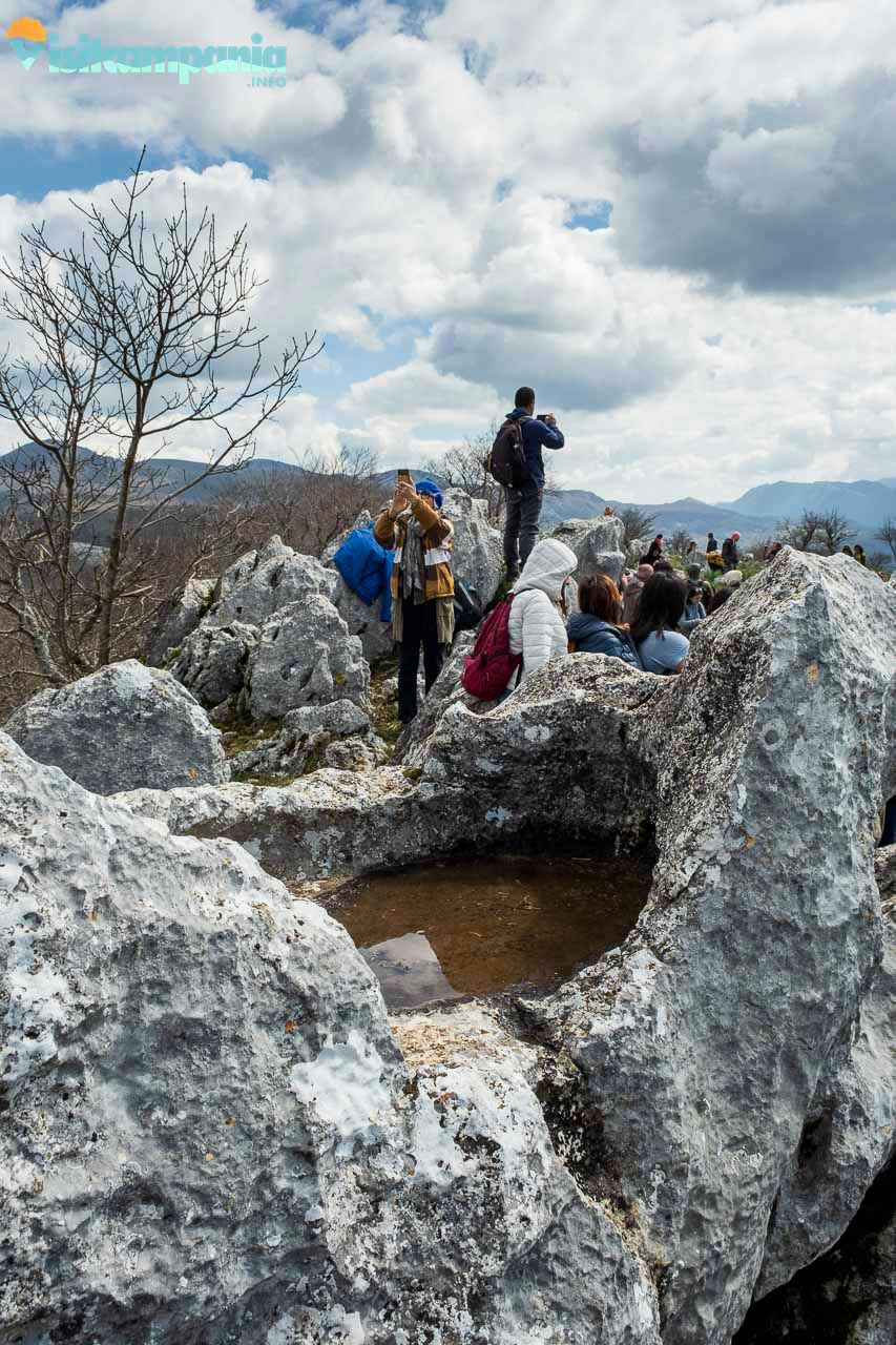 vasca scavata nella roccia presso l'Antece